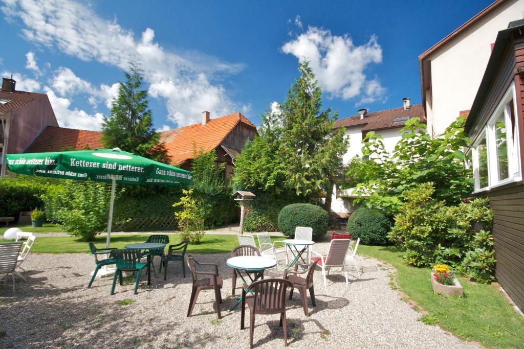 Gasthof Und Pension Zum Kreuz Lautenbach Luaran gambar